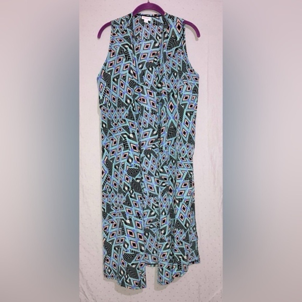LuLaRoe Geometric Patterned Joy Tunic - Blue and Black